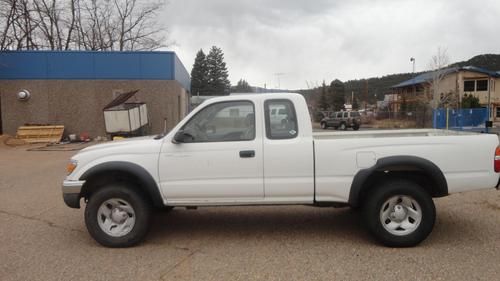 2003 toyota tacoma extended cab pickup 2-door 3.4l