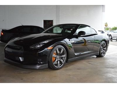 2009 nissan gt-r awd navigation blue-tooth we finance bose low miles supercar