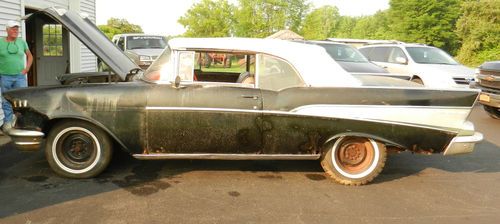 1957 chevy convertiblie  (one owner) original 26,000 miles