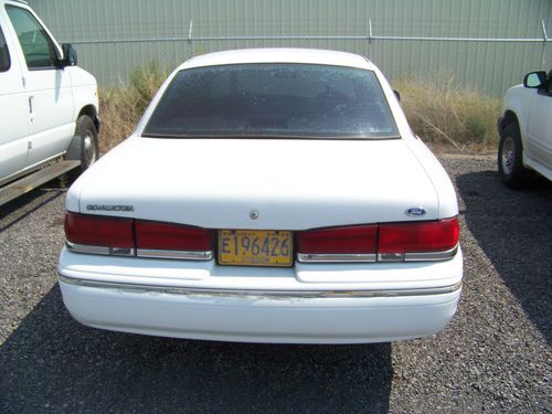 1995 ford crown victoria used by law enforcement (local pickup only)