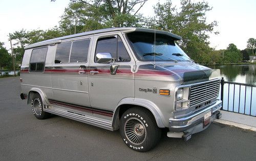 Buy Used 1982 Chevy Custom Van Groovin Boogie Survivor