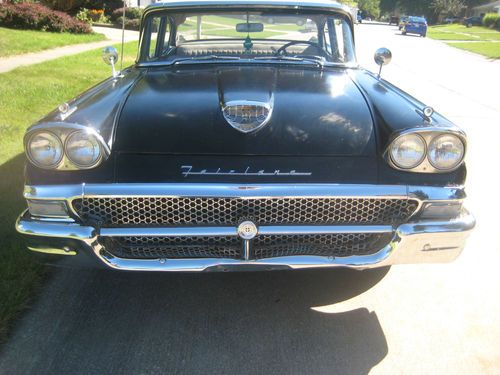 1958 ford fairlane 500 4 door 332 interceptor 4bbl v8 - barn find