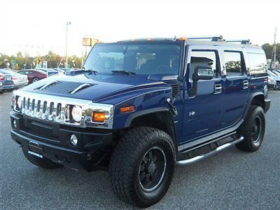Luxury 4x4 leather roof navigation only 35,000 miles incredible opportunity!
