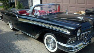 1957 ford fairlane 500 hard top convertable w/ continental kit