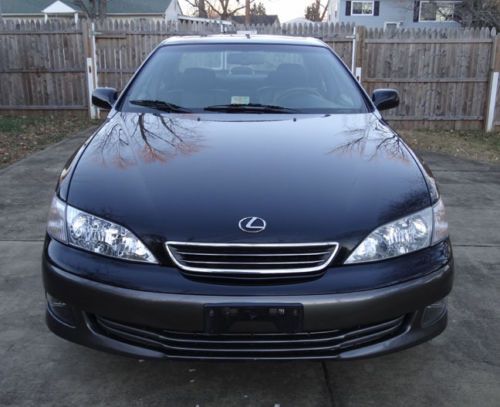 2001 lexus es300 sedan 3.0l - no reserve! *