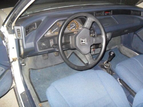 Buy Used 1987 Honda Crx White With Blue Interior Running