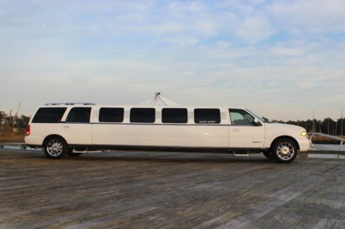 2000 lincoln navigator stretch limousine
