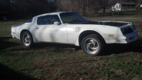 2 1977 trans am&#039;s pontiac white /red loaded..ps pb pdl ac southern car