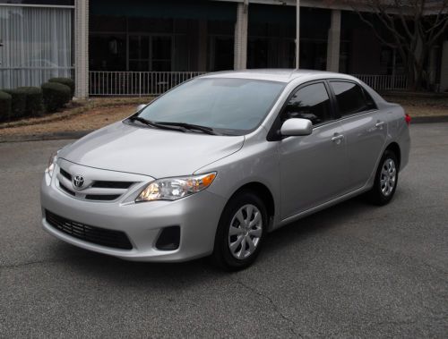 2011 toyota corolla le only 2,131 original miles mint condition factory warranty