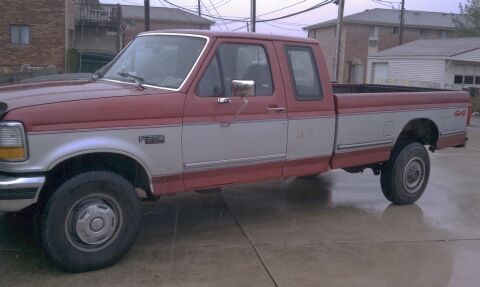 1993 ford f-250 4x4 red/gray great condition,long bed,extra cab
