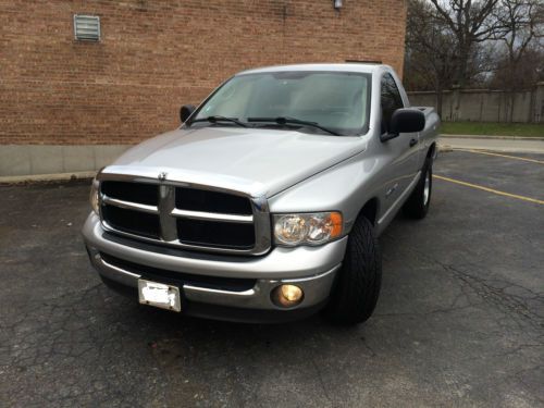 5.7l hemi, full power, tow pkg, extremely well maintained, original owner!
