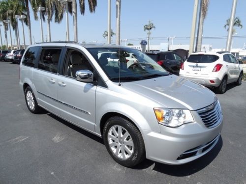 2011 chrysler town &amp; country touring-l 1 owner 7 pass dvd lthr backup cam more!