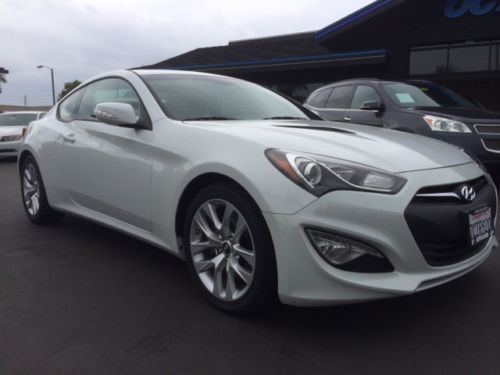 2013 hyundai genesis 3.8l grand touring coupe -only 2,500 orig. miles -like new!