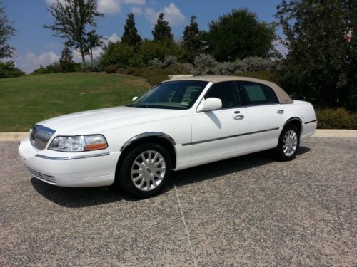 2007 white lincoln town car signature leather cruise cd low miles