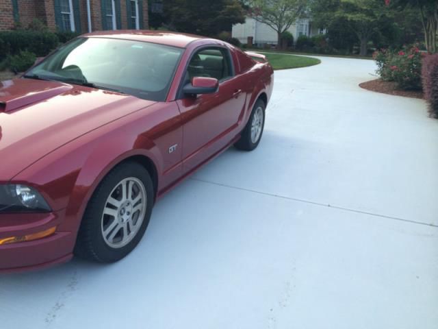 2006 - ford mustang