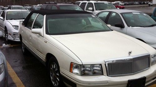 1999 cadillac deville only 81,02 miles sharp looking car loaded luxury