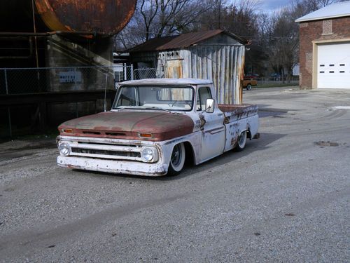 1965 chevy c10,air ride,custom chassis,lt1 5.7 fuel injected,4160e,sweet truck