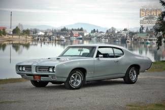 Silver 1969 pontiac gto 400/400 very solid, runs amazing