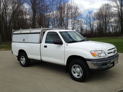 2005 toyota tundra 4x4 ** very low miles ** low reserve **
