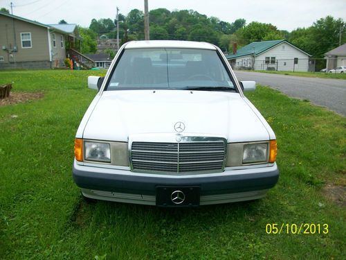 1992 mercedes-benz 190e 2.6 sedan 4-door 2.6l