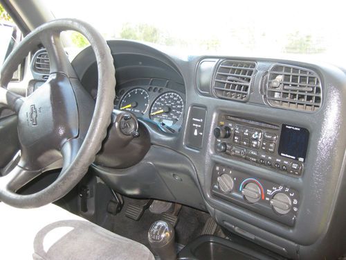 Find Used 2001 Chevrolet S10 Extended Cab Pick Up In