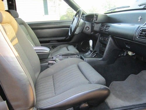 1991 ford mustang lx hatchback 2-door 5.0l