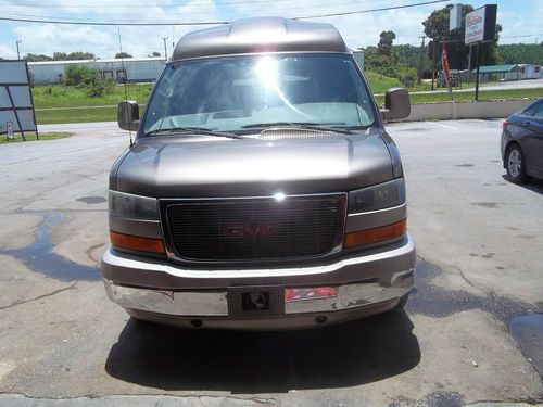 2005 gmc savana custom conversion van 5.3l