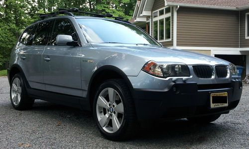 Bmw enthusiasts, here's a 6-speed manual with sport suspension, leather, xenons