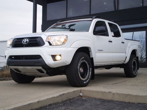 Rare 6 speed trd quick shifter tx pro trd exhaust 2013 toyota tacoma!!