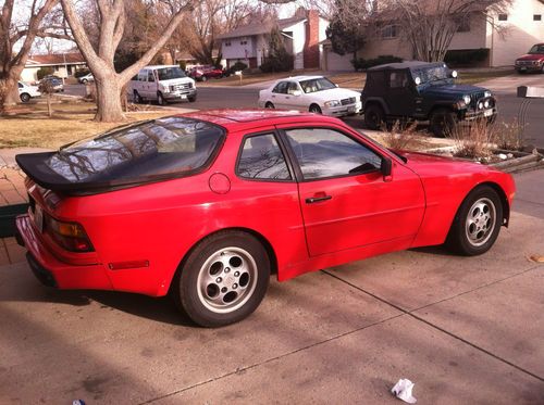 1988 porsche 944 base coupe 2-door 2.5l