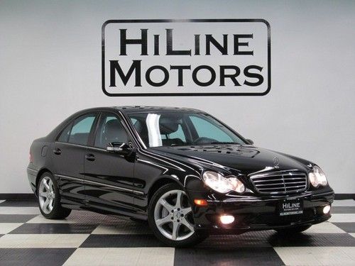 1owner*moon roof*rear shade*carfax certified*we finance