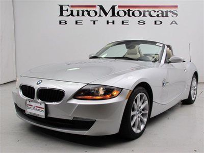 Convertible-power top-heated seats-paddle shifters-low miles-1 owner-crfx crtfd