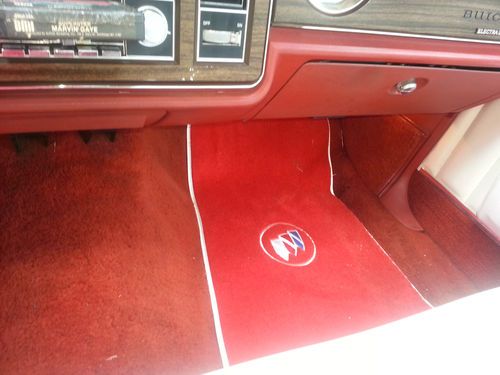Red 2 door coupe, 1977, buick electra 225