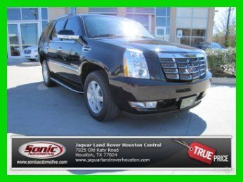 2011 luxury sport utility suv traction bose onstar