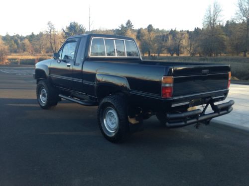 Find used 1988 Toyota Pickup 4X4 ExtraCab V6 Automatic in Portland