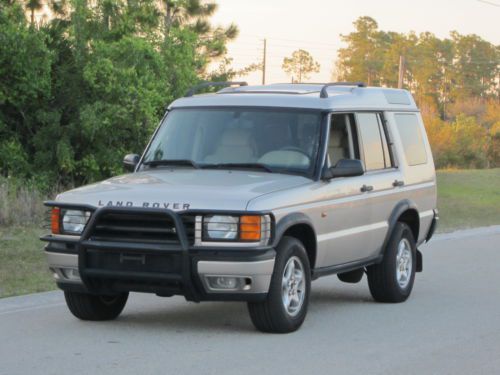 90 pictures! 00 discovery ii se 7 passenger 3rd row looks and runs great!