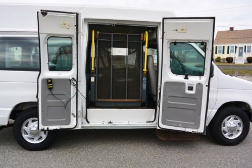 Find used 1999 Ford E-250 XL V6 Wheelchair Lift Van ... Find used 1999 Ford E-250 XL V6 Wheelchair Lift Van ...