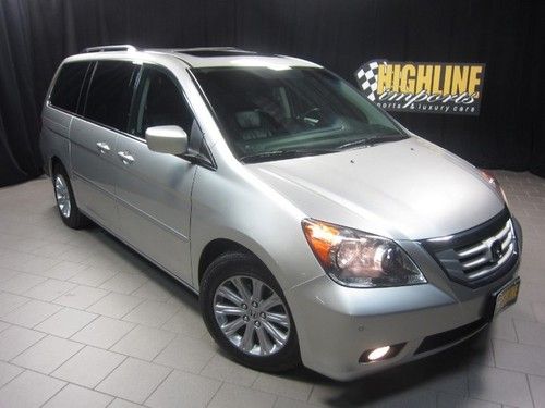 2008 honda odyssey touring, navigation, dvd entertainment **only 35k miles **