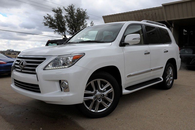 I want to sell my used 2013 lexus lx 570 super white