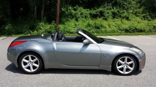 2006 nissan 350z convertible - 6 speed *clean title* *no reserve*