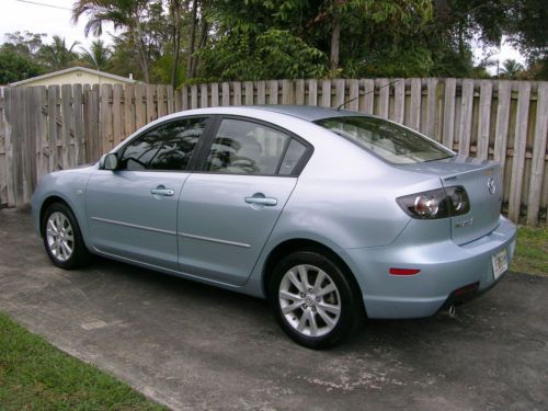 Sell used 2007 Mazda 3 i Touring Sedan 4Door 2.0L in