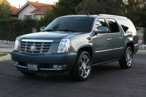 Luxury escalade fully loaded esv premium all wheel drive navigation leather