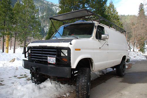 Ford e350, 4x4 van, cummins diesel, 5speed manual transmission, 1986