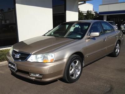 4dr sdn 3.2l sunroof 4-wheel abs 4-wheel disc brakes 5-speed a/t a/c cassette