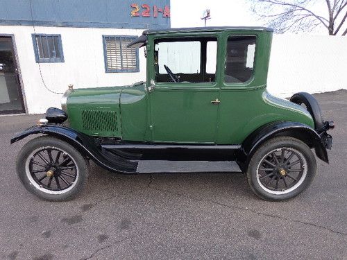 1926 ford model t coupe