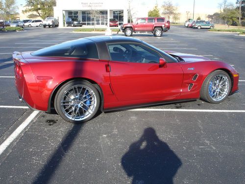 2011 chevrolet corvette zr1 with 3zr pkg crystal red one owner 2,515 miles rare