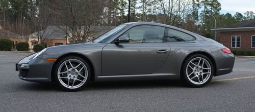 2010 911 coupe 15k miles, warranty!  sport chrono, pasm, 6 speed!