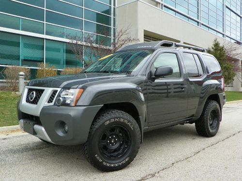 2010 nissan xterra off-road 4wd  roof rack clean carfax smoke free !!!