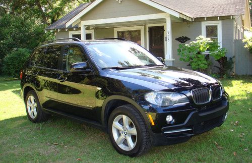 Bmw x5 xdrive30i panoramic moonroof power lift gate bluetooth low miles &amp; more!