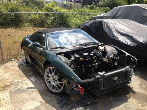 Ferrari 355 spider no drivetrain. parts car or ambitious project..